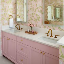 4 Pink Bath